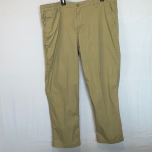 Dockers Men's Tan Pants